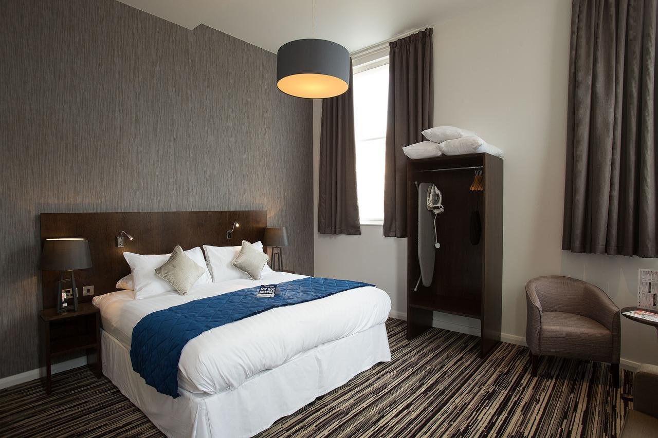 Hotel The Furness Railway Wetherspoon Barrow-in-Furness Exteriér fotografie