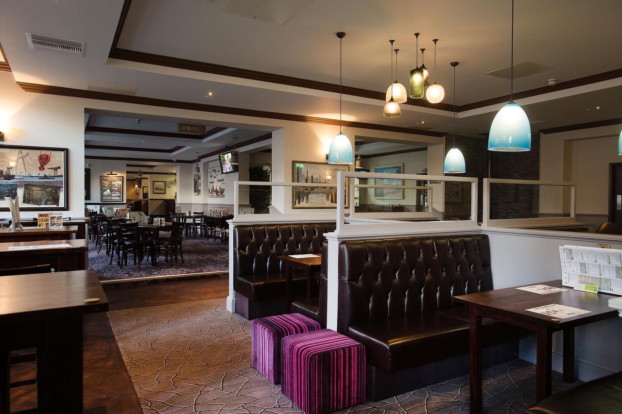 Hotel The Furness Railway Wetherspoon Barrow-in-Furness Exteriér fotografie